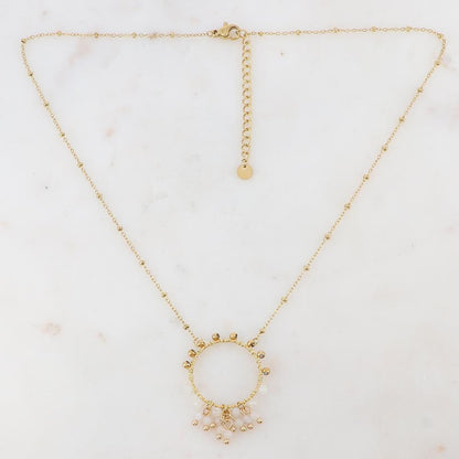 Collier composé d'un anneau doré et de perles en pierres naturelles agate blanche 40+5 cm