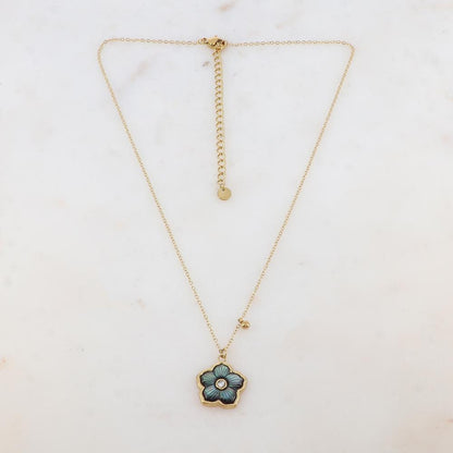 Collier avec une fleur ornée d'une nacre grise et un strass blanc 39+7 cm.