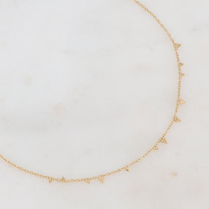 Collier avec mini triangles doré 38+7 cm