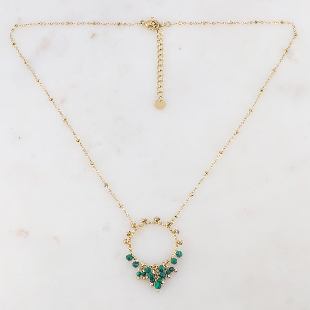 Collier composé d'un anneau doré et de perles en pierres naturelles malachite 40+5 cm