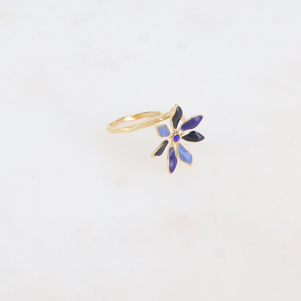 Bague fine avec fleur émaillée et strass - Bleu