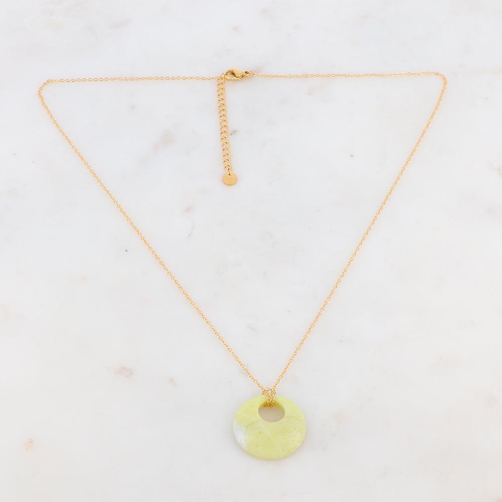 Collier doré avec un pendentif en pierre agate jaune 47+5 cm