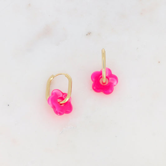 Créoles rectangulaires avec perle de fleur en acétate 1,6 x 2,8 cm