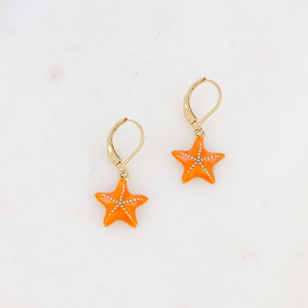 Créoles avec pampille étoile de mer émaillée 1,5x 3 cm