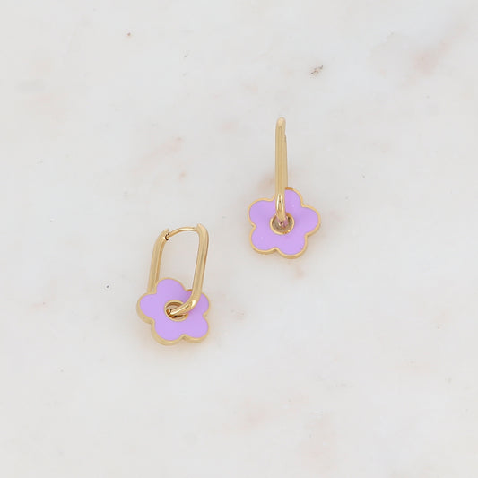 Créoles avec pièce forme fleur émaillée 1,55 x 2,9 cm.